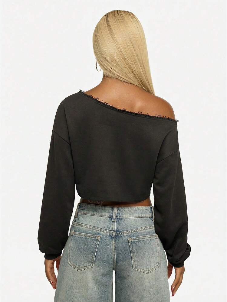 SUMWON WOMEN Off Shoulder Rhinestone Crop Sweatshirt