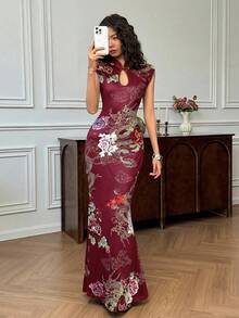 EastFlair Đầm nữ thanh lịch tay cài cúc ôm dáng họa tiết hoa và rồng, đầm màu rượu vang, đầm in hoa. - Màu Đỏ Sâu - Xem 6