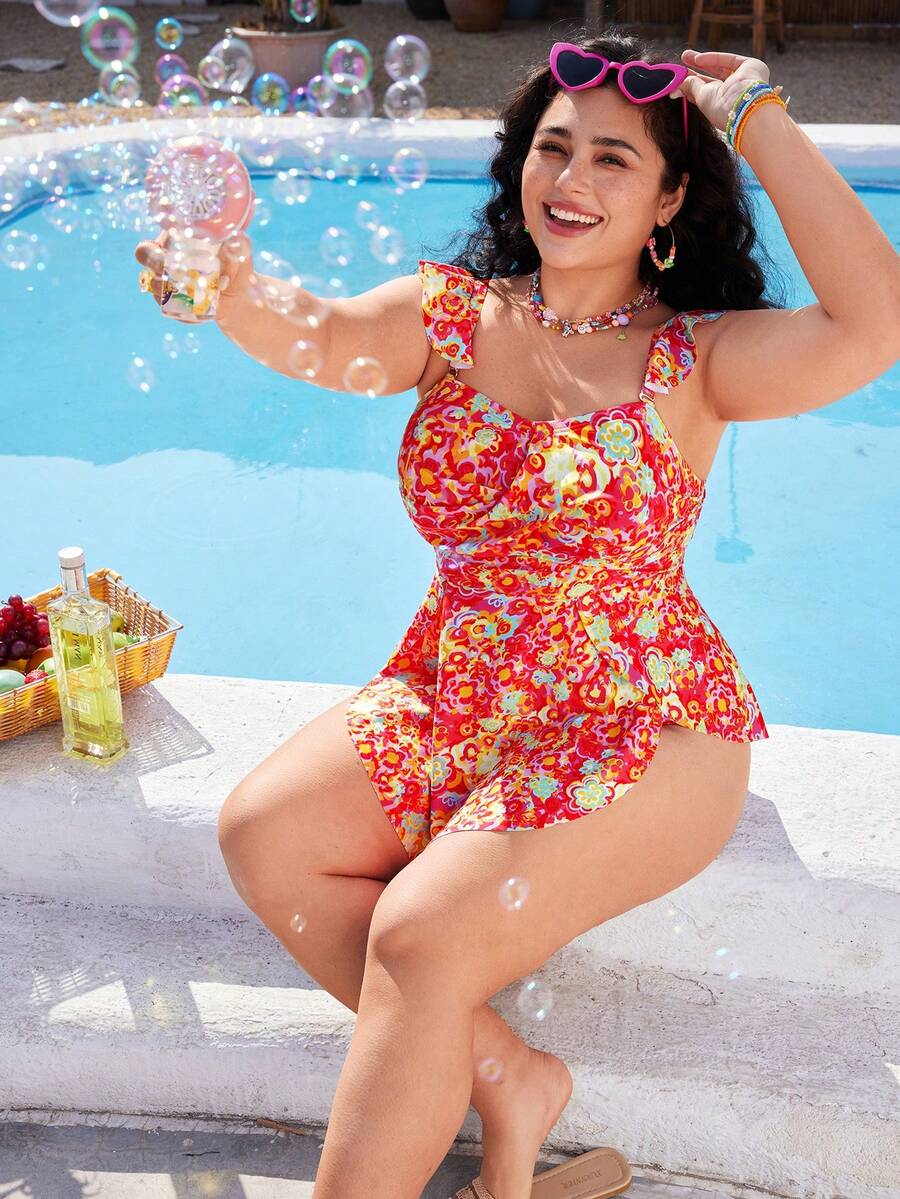 SHEIN Swim Baju Renang Tankini Motif Bunga Kecil 2pcs untuk Wanita Ukuran Plus, Warna Pink, Gaya Boho Musim Panas, Liburan Pantai, Tali Bahu Silang yang Dapat Diatur, Pinggang Tinggi, Bentuk Segitiga - MultiWarna - View 1