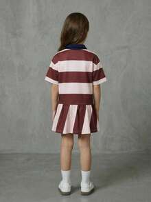 SHEIN Casuvi Kids Vestido Casual Feminino Primavera/Verão, Estilo Universitário Americano Fresco e Doce, Design em Contraste de Cor com Listras e Retalhos, Gola Polo, Manga Curta, Camiseta Ajustada, Saia Curta Alfaiatada, Decoração Bordada Exquisita, Nova Chegada Sazonal - Vinho - Visão 2