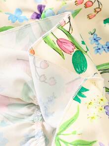 SHEIN Elladie kids 女童优雅印花圆领喇叭袖露背蝴蝶结装饰腰部荷叶边下摆休闲时尚连衣裙，适合度假旅行，夏季荷叶边吊带连衣裙，兔子印花连衣裙，花童连衣裙，女童蝴蝶结连衣裙，女童碎花连衣裙，公主连衣裙，女童碎花连衣裙，童装，女童公主连衣裙，儿童连衣裙，儿童荷叶边连衣裙，女童复活节连衣裙，小女孩优雅夏季连衣裙，夏季套装，柔软连衣裙，优雅派对连衣裙。 - 綠色 - 查看 4