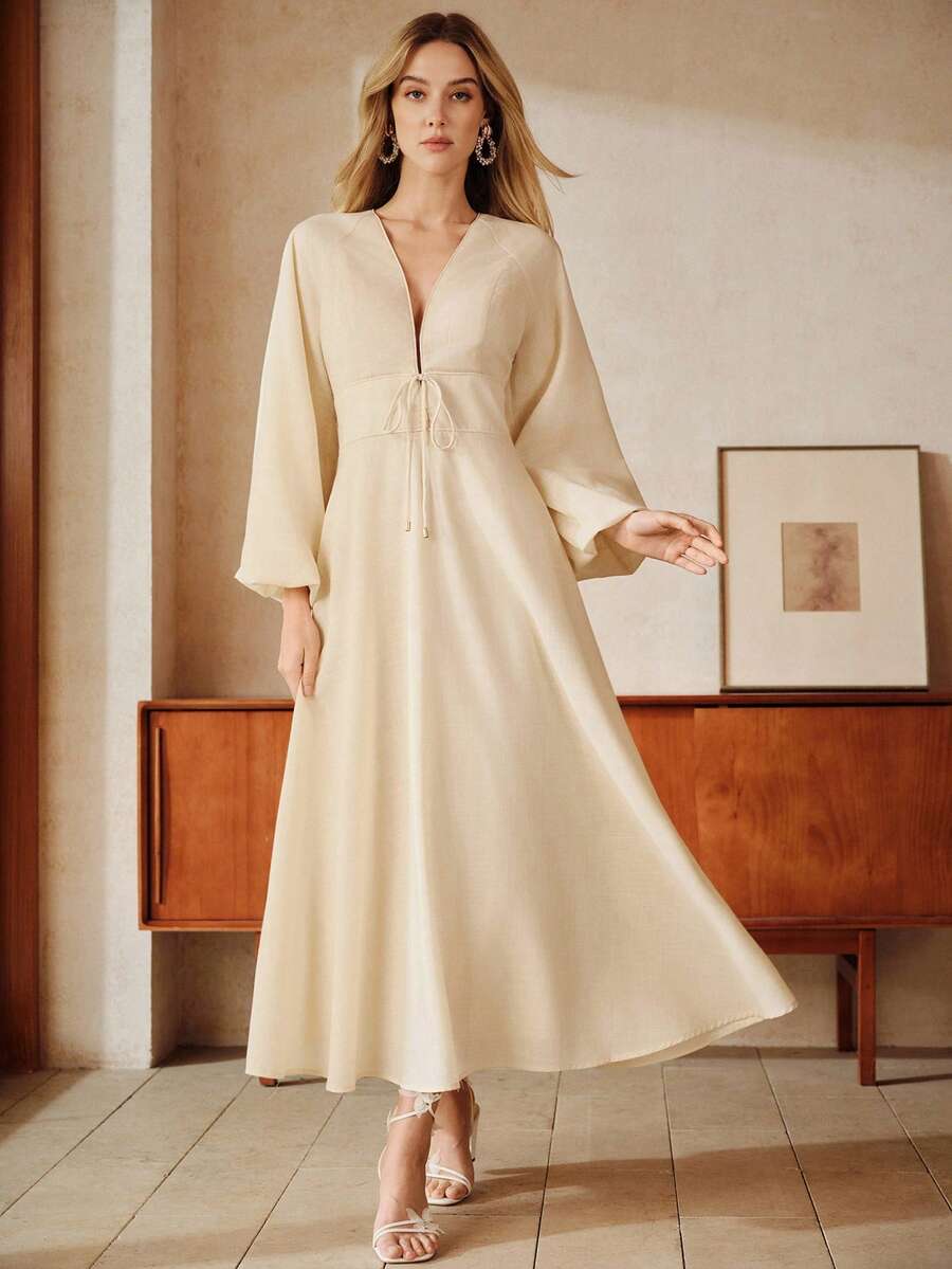 Anewsta Essential 女士新款优雅复古宫廷V领腰部喇叭装饰花瓣袖飘逸长裙，藏蓝色 - 米色 - 查看 1