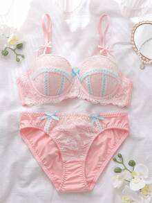 Soft Pink Contrast Lace Lingerie Set, 3D Bow Trim Bandeau Bra And Panty - Pink - View 1