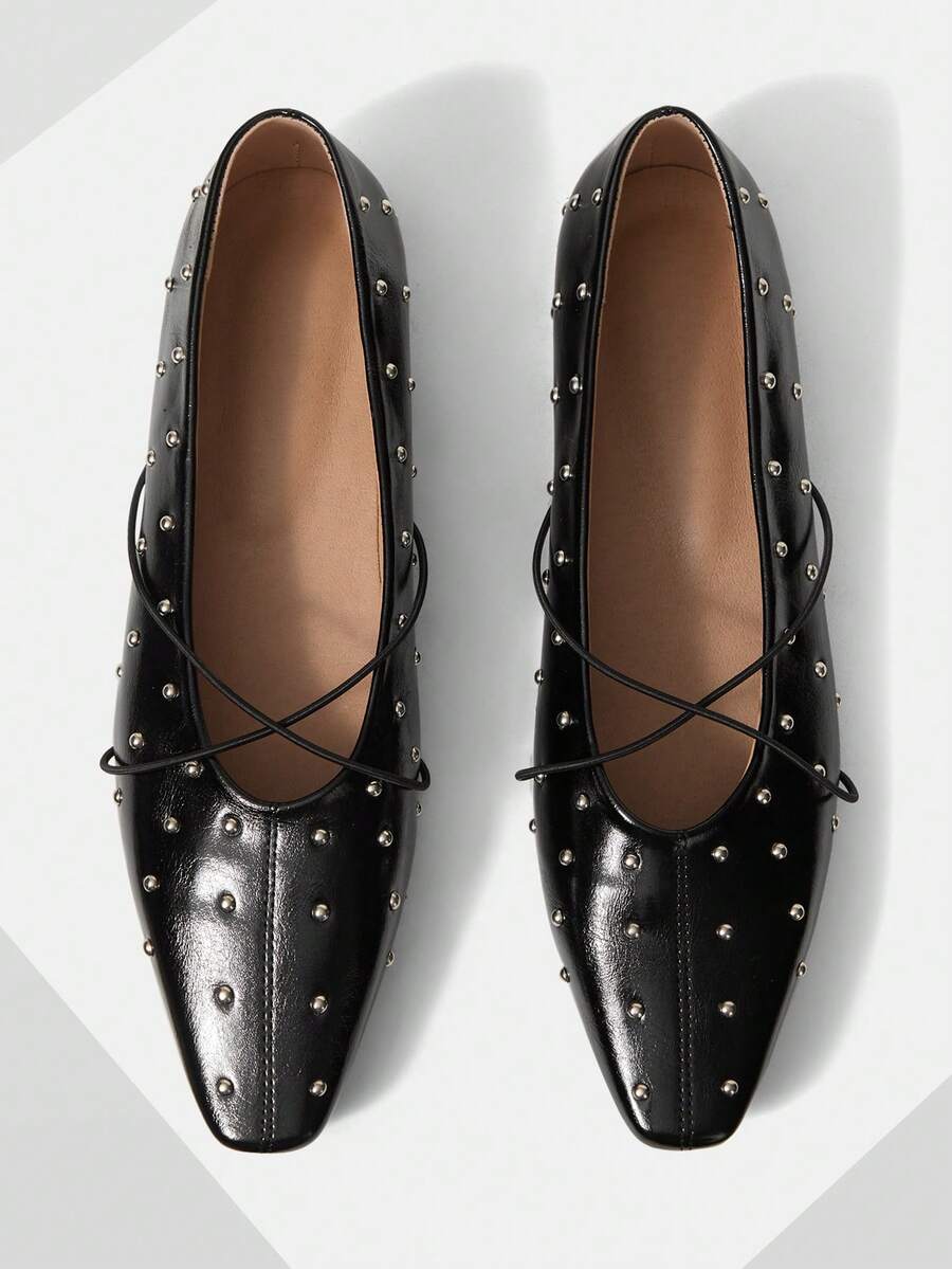 Mnmlis Women's Front Lace-Up Flat Casual Shoes - Black - View 1