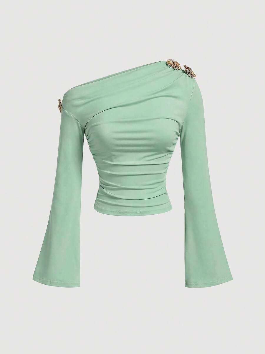 SHEIN MOD 女士不对称肩部金属3D花卉装饰荷叶边喇叭袖T恤 - 綠色 - 查看 1