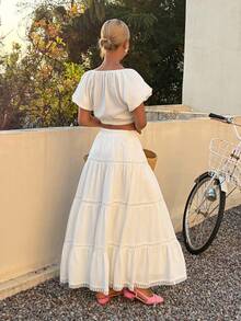 DAZY Conjunto Casual de Verão para Mulheres, Elegante Blusa com Recorte de Renda e Decote Redondo e Saia Evasê em Conjunto de 2 Peças, Conjunto de Loungewear e Shorts para Mulheres - Branco - Visão 2