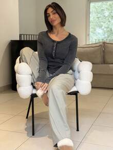 IamThia 度假纯色针织圆领修身长袖不对称下摆女式 T 恤 - 黑色 - 查看 1