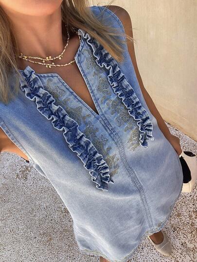 DAZY 女士刺绣花卉饰边无袖圆领短款休闲牛仔连衣裙，夏季假日