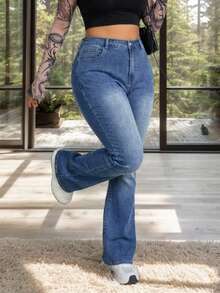 Large Size Women's Flared Jeans | Versatile, In Wash Blue And Tight Cut - Blue - View 3