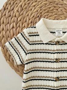 新生男宝宝可爱条纹短袖连体衣，适合生日派对、晚宴、演出、婚礼、满月庆祝、洗礼和宝宝周岁派对等场合。 - 彩色 - 查看 4