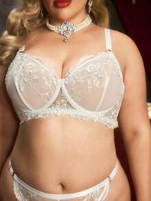 PinupPomp Plus Size Women White Lace Embroidery Sexy Lingerie Set - White - View 5