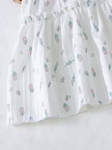 SHEIN Genkimix Kids Genkimix 女童 2 件套花卉 3D 装饰吊带背心 + 纯色直筒裤，休闲时尚 - 白色 - 查看 5