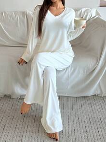 DAZY Minimalist Solid Color Soft Knit Women Pajama Set - White - View 3