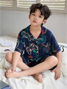 2件套男童极简主义游戏手柄印花柔软牛奶丝面料短袖短裤休闲舒适睡衣套装 - 彩色 - 查看 5