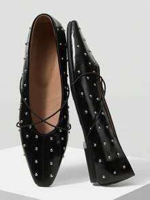 Mnmlis Women's Front Lace-Up Flat Casual Shoes - Black - View 5