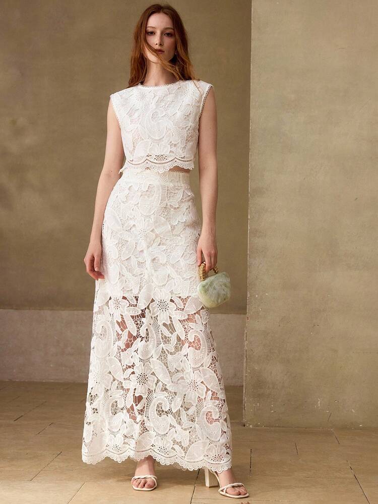 2PCS/SET HAND-CROCHETED PATTERNED FABRIC TOP AND SKIRT, WHITE