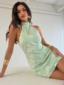 Aloruh Vestido corto de verano con escote halter, espalda descubierta y bordado floral elegante y sexy para mujer - Blanco - Ver 10