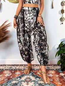 Fembélia Women's All-Over Print Pleated Casual Versatile Daily Wear Lantern Pants - Black and White - View 1