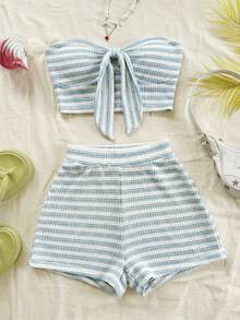 Soleia 女士黑白条纹编织系带抹胸上衣和高腰短裤两件套，适合约会、下午茶、海滩、邮轮、城市度假、音乐节、波西米亚风度假等场合。 - 彩色 - 查看 4