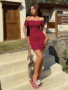 SHEIN VCAY 紙屑愛心圖案一字肩褶邊緊身連衣裙 - 酒紅色 - 查看 4