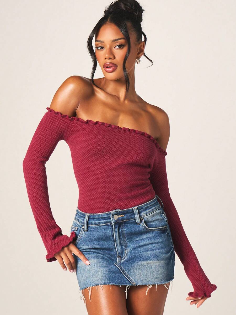MISSGUIDED Long Sleeve Off Shoulder Ruffle Trim Knit Bodysuit With Fitted Silhouette Fall Winter Fashion Essential Burgundy Top - Red - View 1