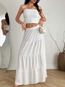 EURMUSE Bộ hai mảnh gồm áo croptop thêu ren và chân váy maxi xếp tầng, chất liệu vải cotton. - trắng - Xem 3