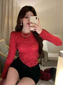 Áo thun dài tay ôm dáng màu đỏ tía, thiết kế bất đối xứng, dành cho nữ, thích hợp cho mùa xuân và mùa hè. - Màu Đỏ Sâu - Xem 6