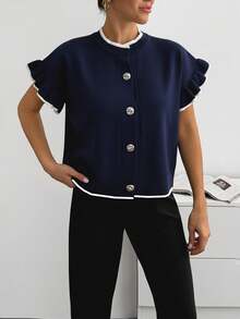 EURMUSE 别致的纽扣前开襟开衫衬衫，配有褶裥袖和黑色滚边；短袖柔软针织衫，饰有荷叶边和珍珠纽扣；复古风针织上衣，袖子和领口饰有滚边。 - 藏蓝色 - 查看 3