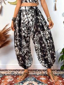 Fembélia Women's All-Over Print Pleated Casual Versatile Daily Wear Lantern Pants - Black and White - View 3