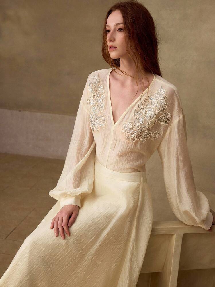 SPRING/SUMMER NEW BEADED COLLAR V-NECK LONG SLEEVE FASHIONABLE ELEGANT OFFICE LADY TOP