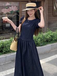 DAZY 女士夏季圆领短袖露背蝴蝶结休闲长款牛仔连衣裙 - 深色水洗藍 - 查看 3