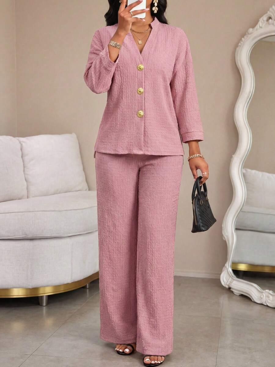 SHEIN Lady 女款純色V領單排扣長袖上衣與寬腿褲休閒兩件套,優雅女式套裝,適合辦公穿搭 - 粉色 - 查看 1