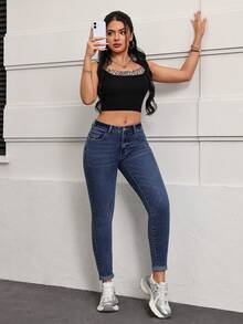 SHEIN PETITE 女款口袋修身休閒百搭牛仔褲，適合嬌小女性 - 深色水洗藍 - 查看 6