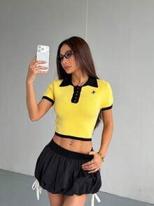 SHEIN 春夏新款翻领纽扣短袖撞色滚边提花修身休闲女式套头毛衣 - 彩色 - 查看 3