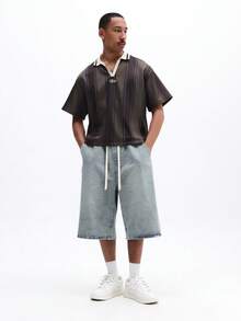 SUMWON 男士短袖竖条纹Polo衫，撞色领口和V领设计，适合休闲夏季穿着 - 彩色 - 查看 3