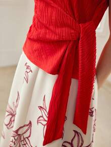 MOTF PREMIUM WOMEN'S TEXTURED KNIT TIE-FRONT T-SHIRT, SPRING/SUMMER - Red - View 2