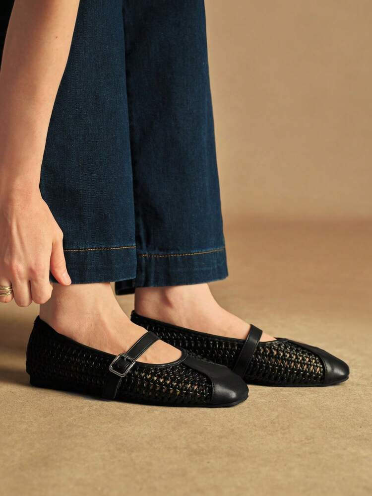 Rosivie Women's Casual Woven Square Toe Comfortable Mary Jane Flat Shoes Valentine's Day - Black - View 2