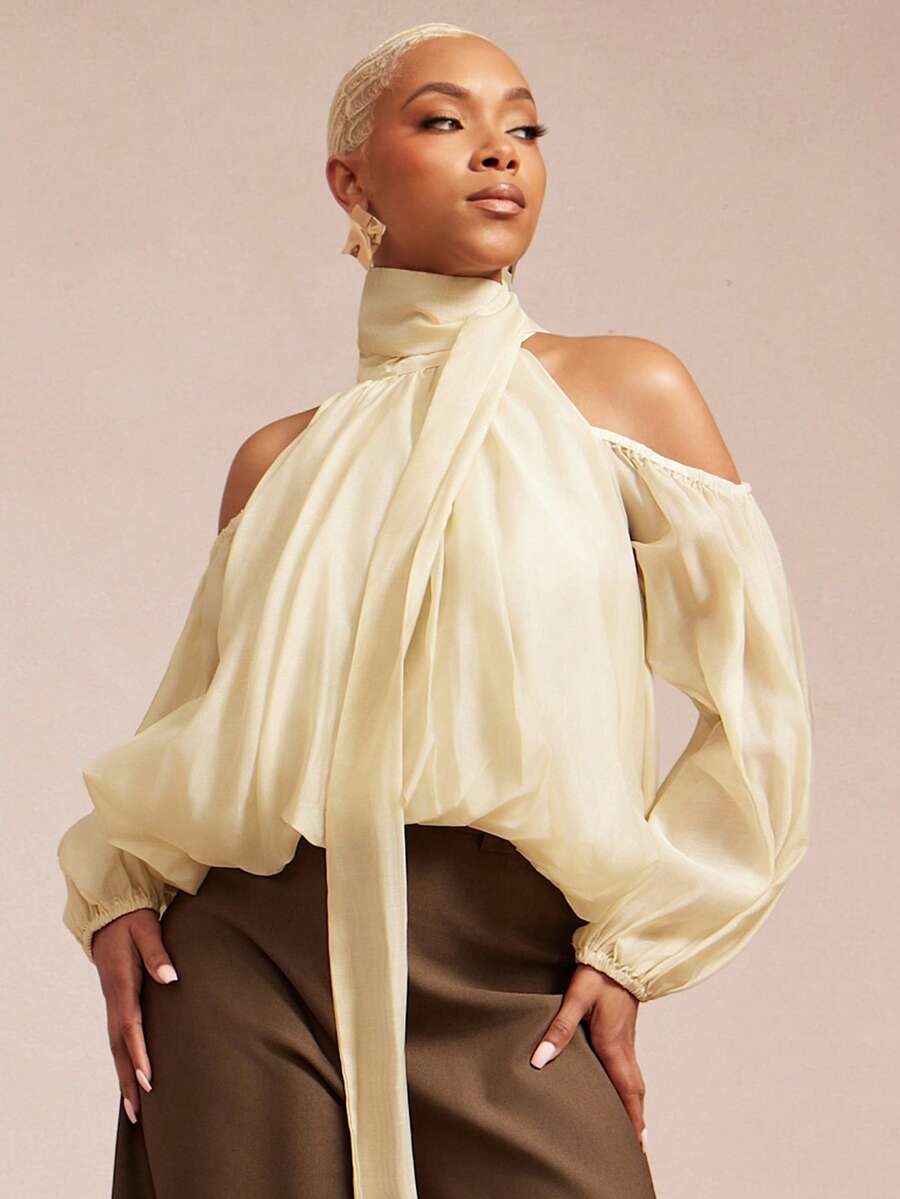 Vixey 露肩气球褶边吊带围巾上衣 - 卡其色 - 查看 1