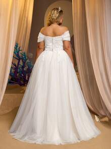 Glamrae 大码优雅浪漫刺绣网纱贴花露肩泡泡裙，大码下摆婚纱 - 白色 - 查看 3