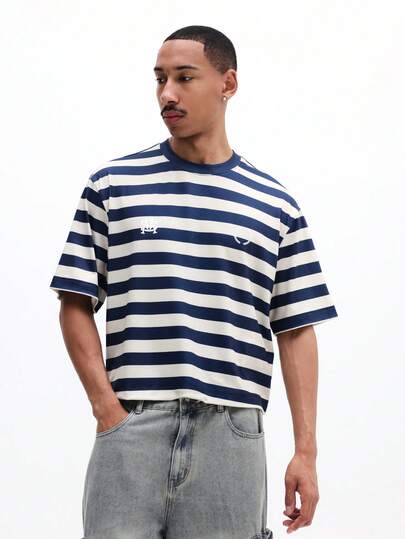SUMWON Men's Navy White Horizontal Striped Short Sleeve Crew Neck Regular Fit Summer T-Shirt