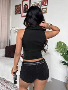 SHEIN HypeZone Blusa sexy y versátil con diseño de botones y escote en V profundo para citas y salidas - Negro - Ver 2