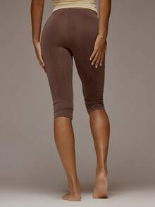 MUSERA ESSENTIALS Fitted Elasticated Waist Soft Touch Capri Trousers Spring Summer Holiday Everyday Cute Daily Basics Essential - Coffee Brown - View 4