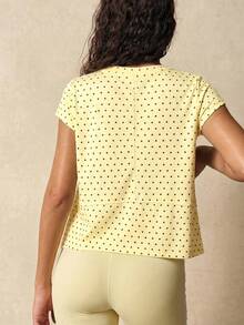 VARSIVA 女士夏季波点印花短袖不对称下摆运动T恤 - 淡黃色 - 查看 2