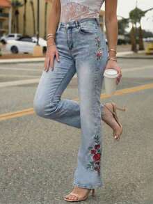 SHEIN LUNE 女士休闲日常牛仔裤，带口袋和花卉刺绣设计 - 淺色水洗藍 - 查看 3