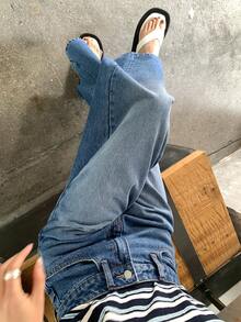 DAZY 女士口袋纽扣五角星刺绣图案休闲百搭日常穿着阔腿牛仔裤 - 中等水洗藍 - 查看 6