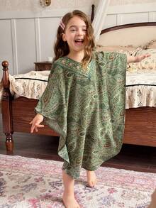 DAZY Young Girl V-Neck All-Over Print Casual Loungewear Nightgown - Green - View 4