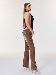 Selenza Jeans de pierna acampanada con cintura alta, bordado geométrico y detalles de tachuelas para mujer con 4 bolsillos - Café integral - Ver 6