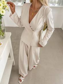 DAZY 女士春季休闲纯色V领西装外套和阔腿裤套装 - 杏色 - 查看 1