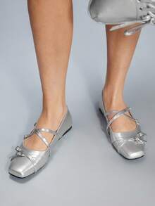 CUCCOO GRLICON Giày bệt mũi vuông màu đen đính nơ, thích hợp cho mùa tựu trường, Halloween, Giáng sinh, tiệc tùng và Ngày Valentine. - Màu bạc 1 - Xem 3