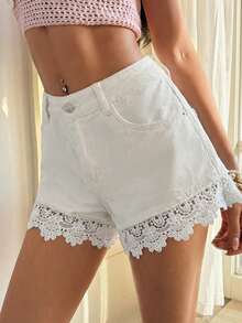 Breezaya 女士休闲牛仔短裤，带口袋和蕾丝边 - 白色 - 查看 3